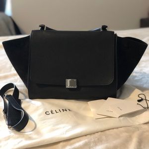 Authentic Céline Black Medium Trapeze ✨✨